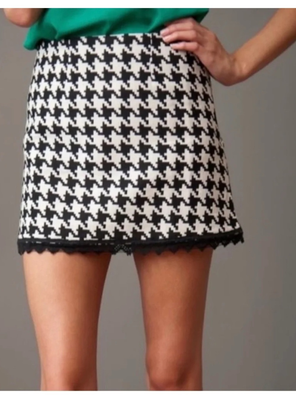 Boston Proper Large size Houndstooth Skirt Size 12 Black White chain trim Office - Picture 9 of 9